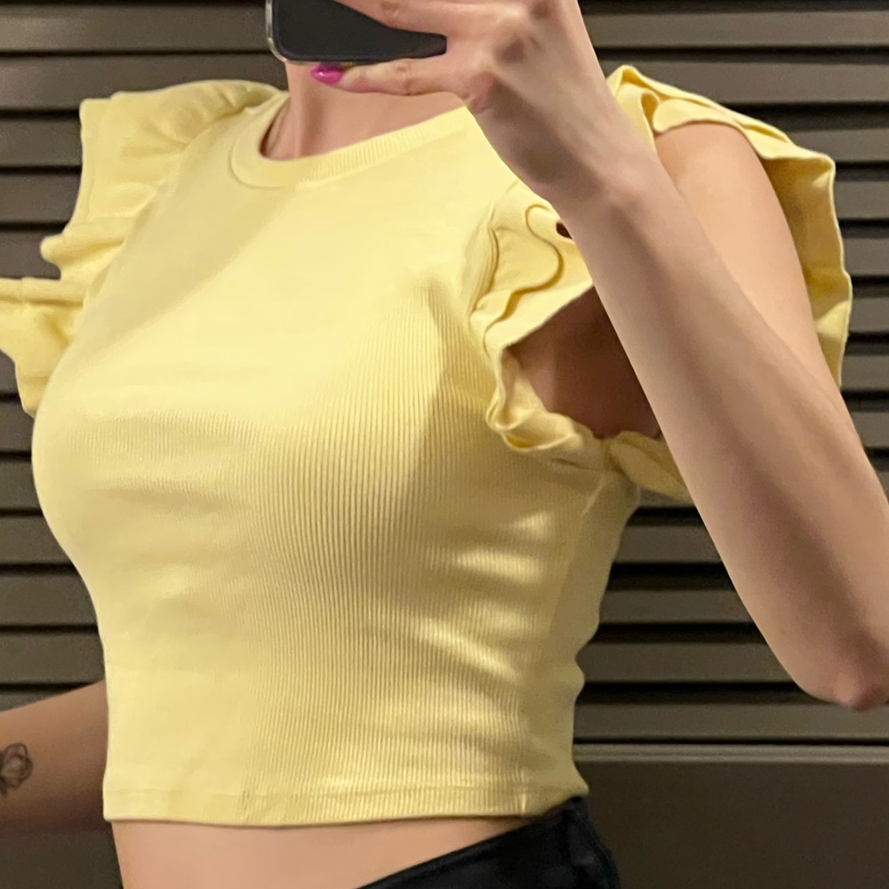 Yellow top